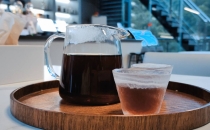 成年人每天一杯咖啡，不必担心咖啡因摄入过量Adults can have a cup of coffee every day without worrying about excessive caffeine intake