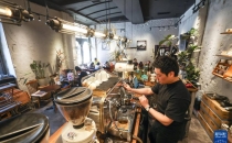 新春走基层丨飘香咖啡解锁城市文旅休闲新图景New Year's Journey to the Grassroots - Fragrant Coffee Unlocks a New Landscape of Urban Culture, Tourism, and Leisure