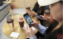 咖啡加辣椒 成都一特色咖啡受青睐Coffee with chili pepper is a popular specialty coffee in Chengdu
