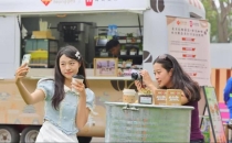 肯悦咖啡与&ldquo;北京礼物&rdquo;联名产品首秀2026中国新文创市集Kenyue Coffee and "Beijing Gift" Joint Product Debut at 2026 China New Cultural and Creative Market