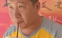 居民存一杯&ldquo;待用咖啡&rdquo;，让点滴善意在烟台街巷中传递Residents keep a cup of 'ready to use coffee', allowing small acts of kindness to spread in the streets and alleys of Yantai
