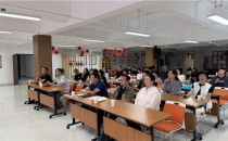 政协委员与群众围坐，共品云南小粒咖啡的&ldquo;乡土故事&rdquo;CPPCC members sit around with the masses, enjoying the "local story" of Yunnan small grain coffee together