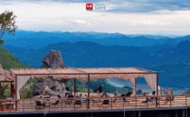 前不着村后不着店，这家山间咖啡店为什么火了？Why did this mountain coffee shop become popular when there was no village in front and no shop behind?