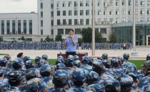 &ldquo;这包&lsquo;速溶咖啡&rsquo;可能让你上瘾！&rdquo;冰城公安把禁毒课堂搬进军训场