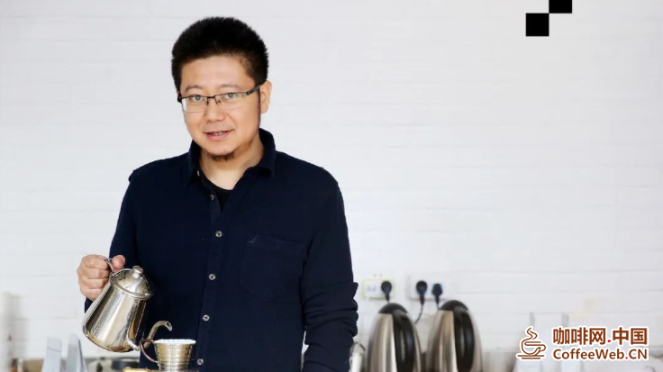 壹家小店百种人生|对话魏凌鹏:一杯浓缩,二十年咖啡匠心