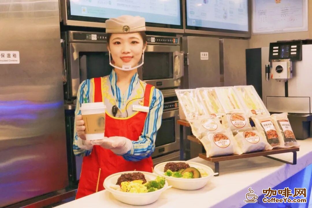 高铁上开了“便利店”和“咖啡厅”!